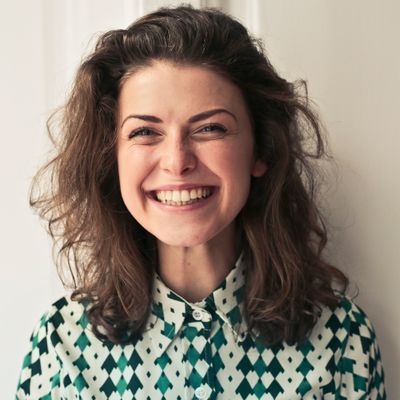 Lena K. (Chain Buyer)